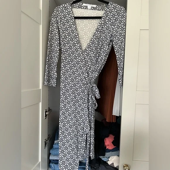 Diane Von Furstenberg | Dresses | Diane Von Furstenberg New Julian Two 0 Silk  Jersey Wrap Dress Size 6 | Poshmark